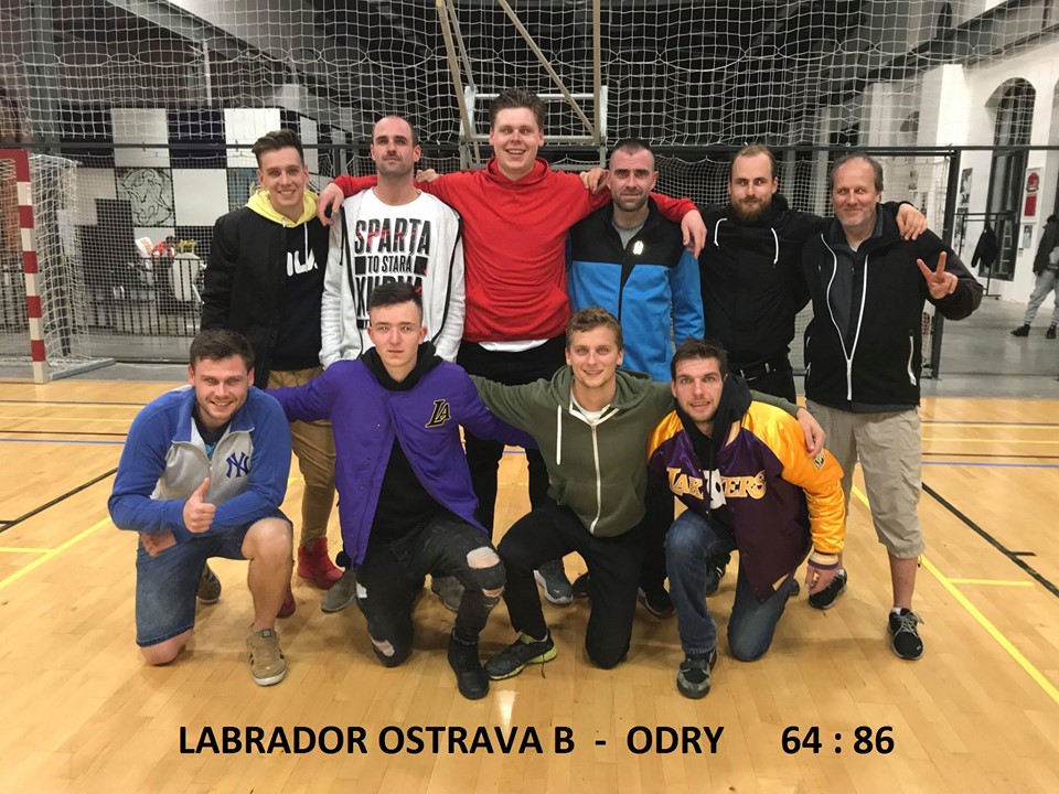 Po vítězství na palubovce Labrador Ostrava B