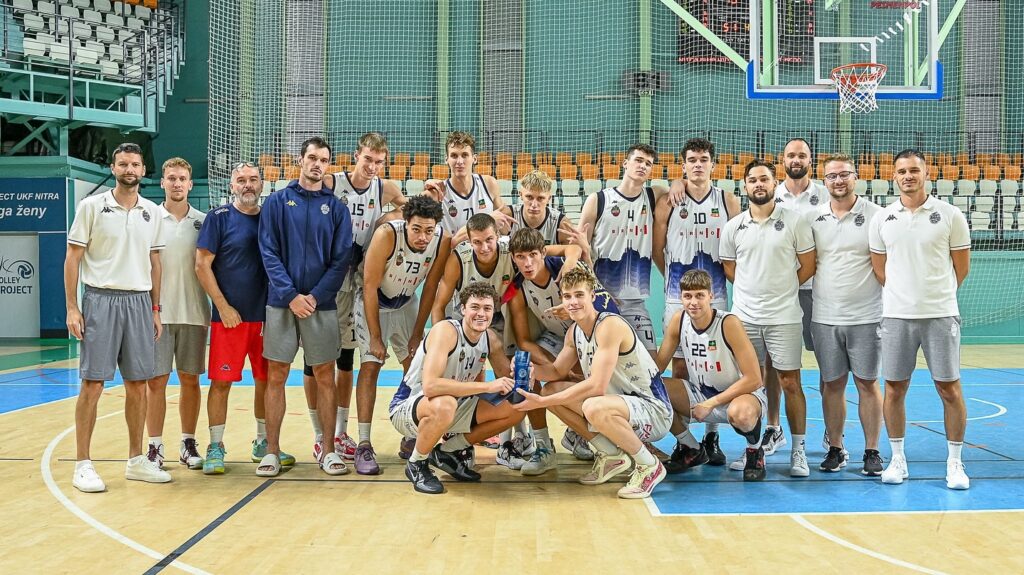 Vítězná brněnská fotka z Nitry
Foto: Basket Brno