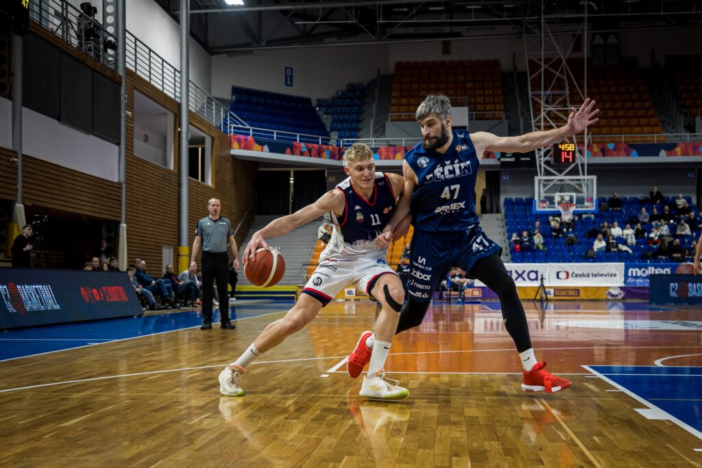 Podkošová hra Děčína bude hodně stát na veteránu Maksimu Šturanovičovi
Foto: Jan Rusnák