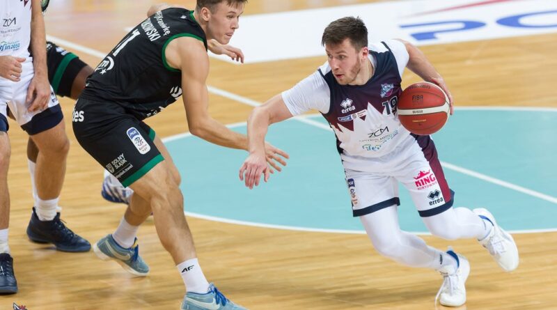 Týden s krajánky: Doublový Peterka a premiéroví Husták se Svejcarem